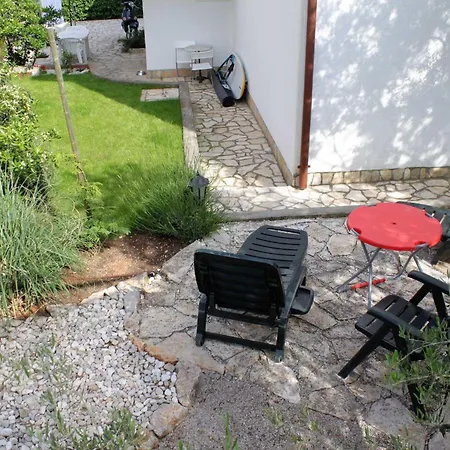 Krk 3231e * Vrh (Krk)